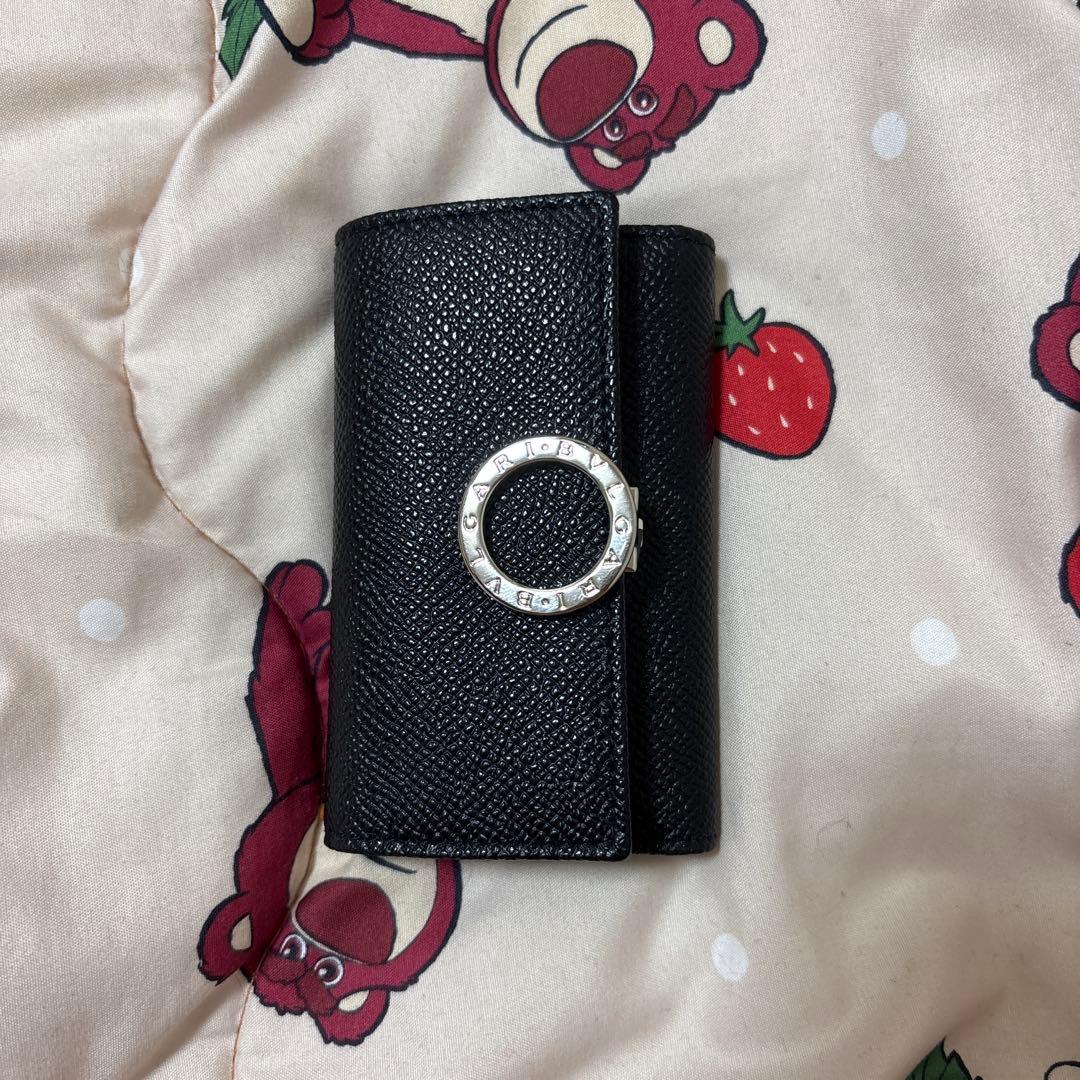 BVLGARI 黒 レザー キーケース　レディース　メンズ