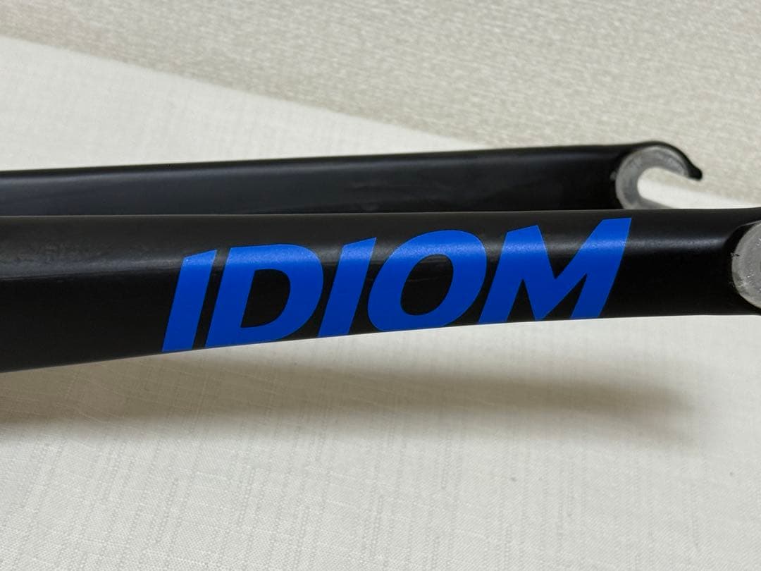 ジャイアント IDIOM 0 カーボンフォーク＋ハンドルポスト 2017年モデル