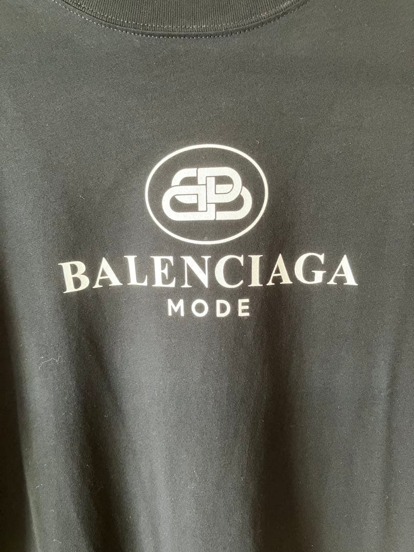 BALENCIAGA ブラック Tシャツ