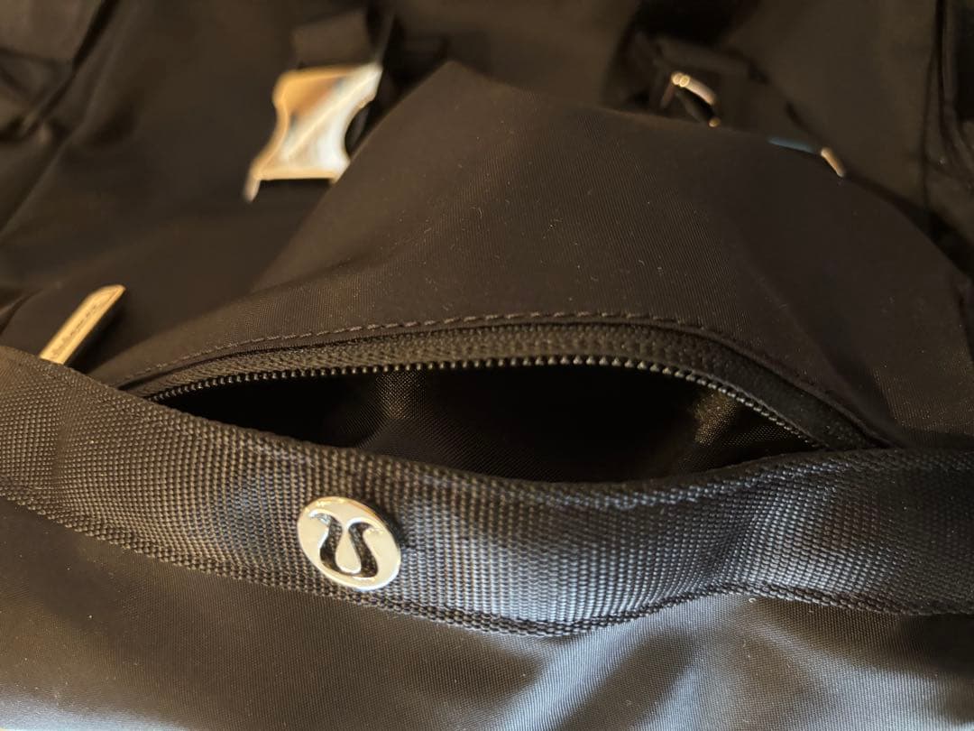 lululemon バックパック　黒　14L