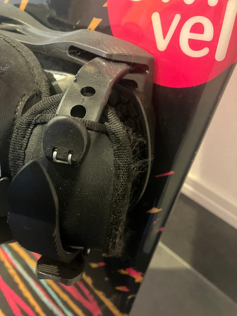 【Liiーshop★】 Swivel スノーボード 130cm