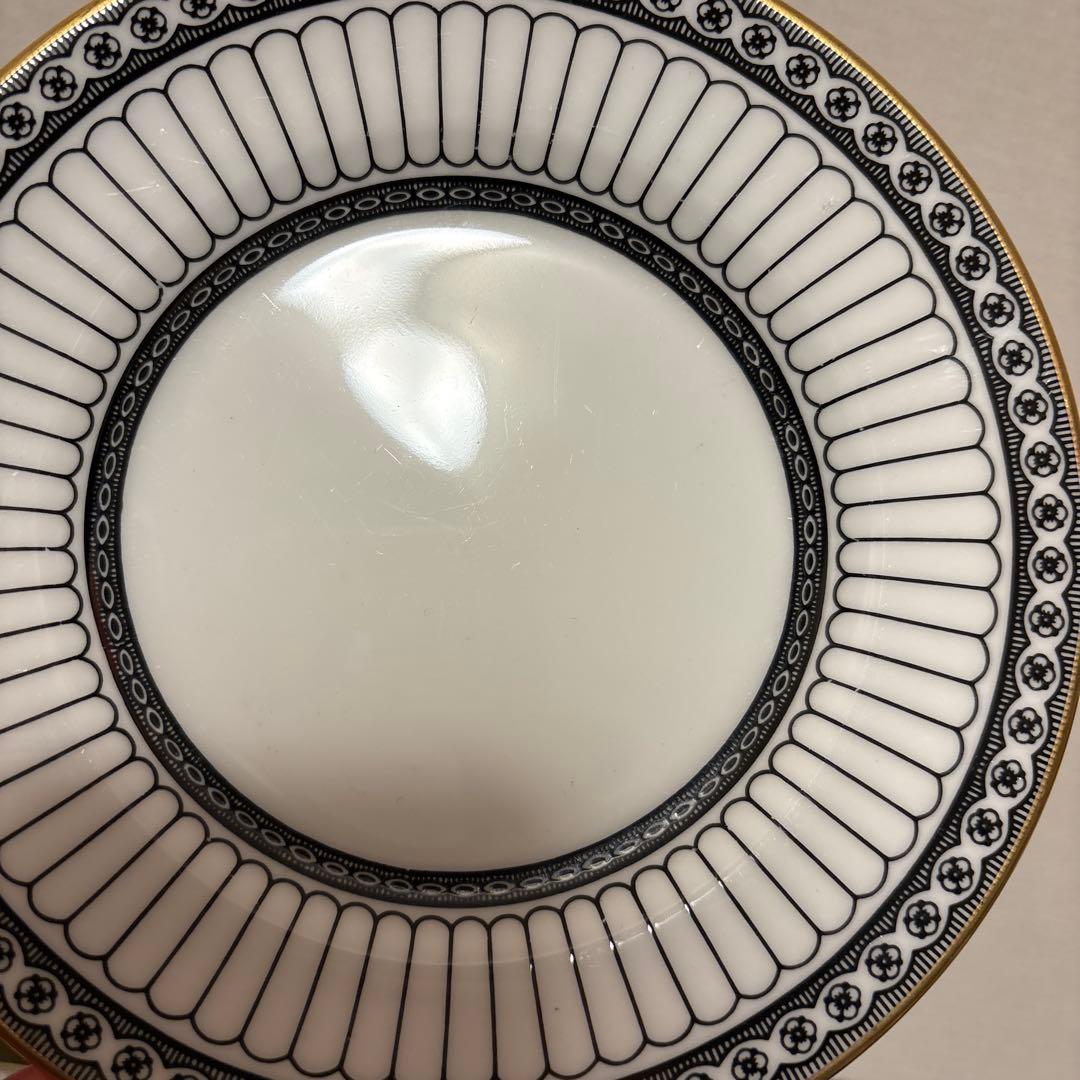 ウェッジウッド　コロネード　ブラック　デザートプレート　15.5cm