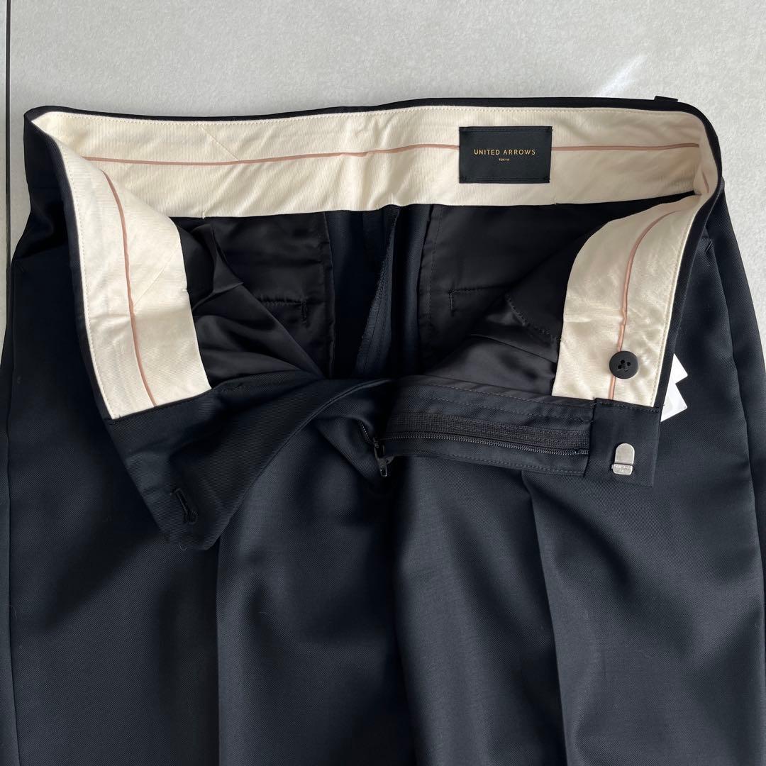 【未使用タグ付き】UNITED ARROWS テーパードパンツ 毛100%