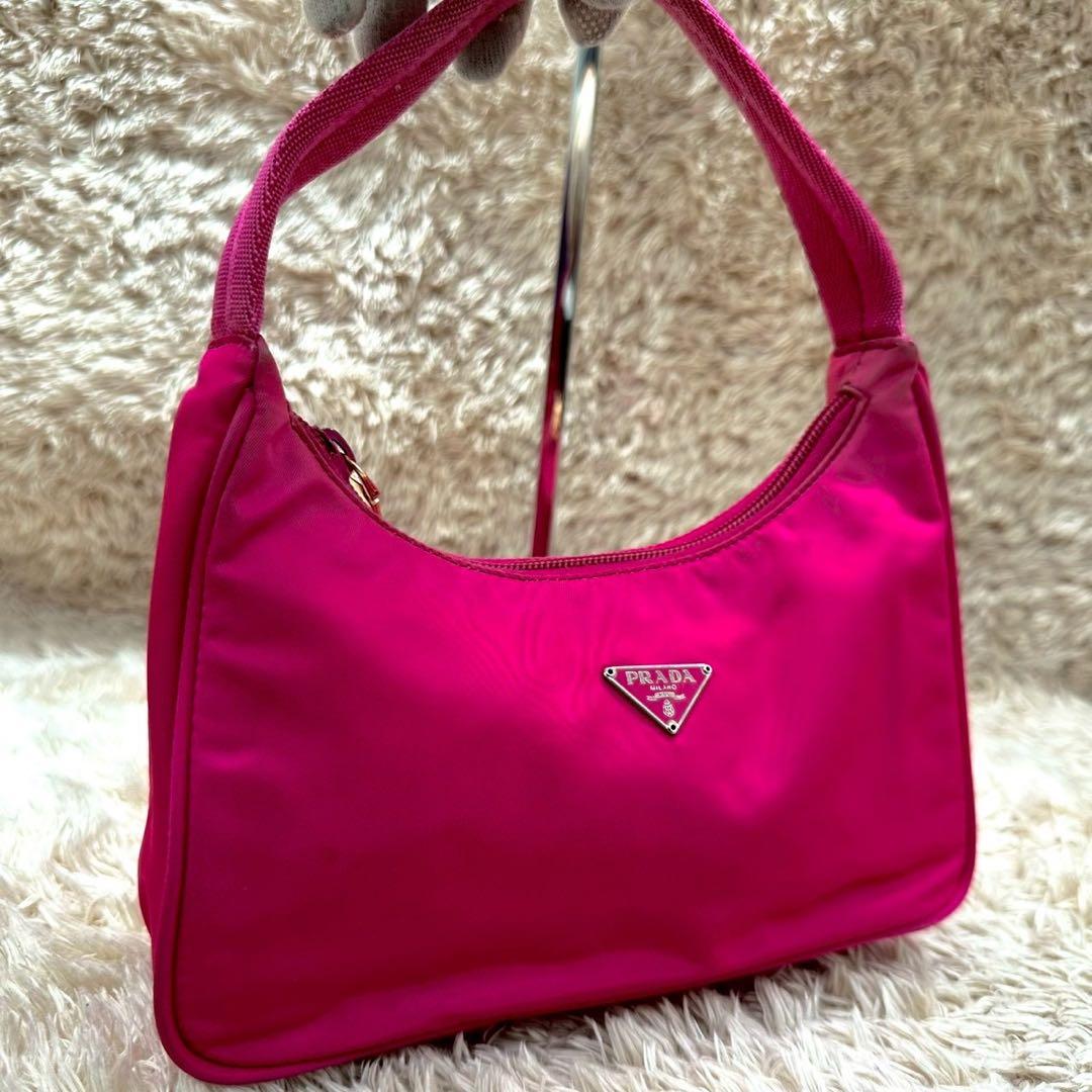 【美品】プラダ アクセサリーポーチ ピンク ハンドバッグ 三角ロゴ ナイロン