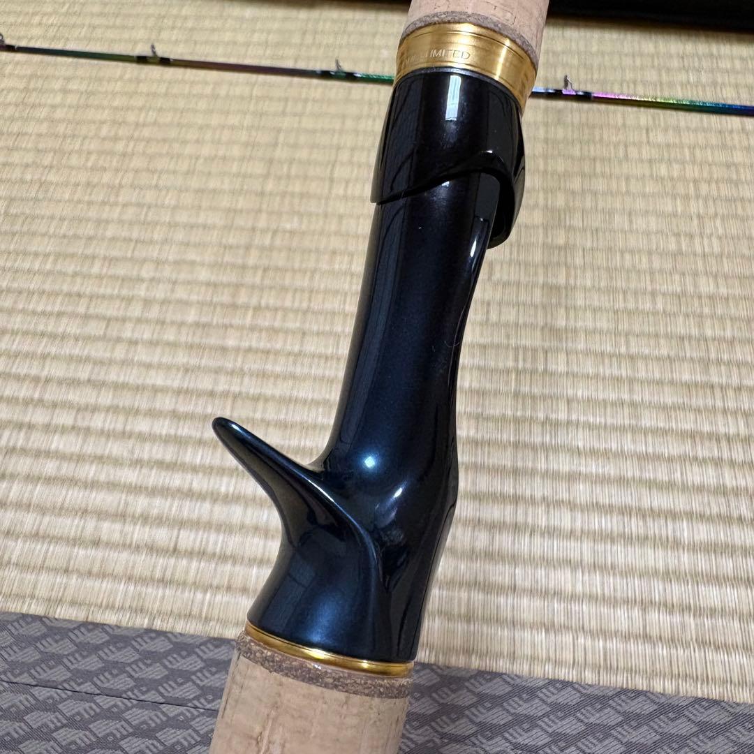 シマノ ワールドシャウラ リミテッド 1652R-3 1度使用 美品