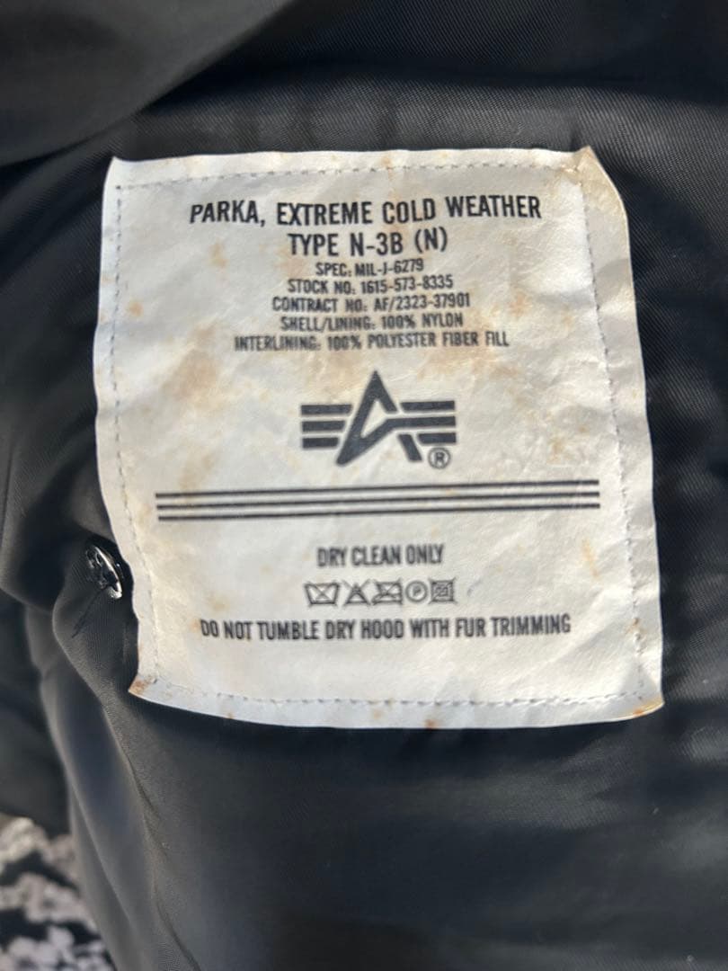 Alpha Industries N3B ブラック M 値下げしました！