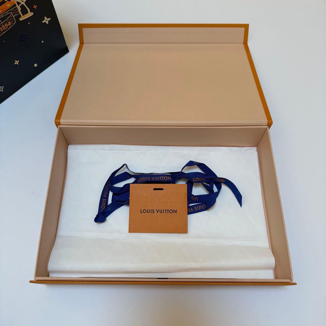 M79213 LOUIS VUITTON マフラー LVメダリオン