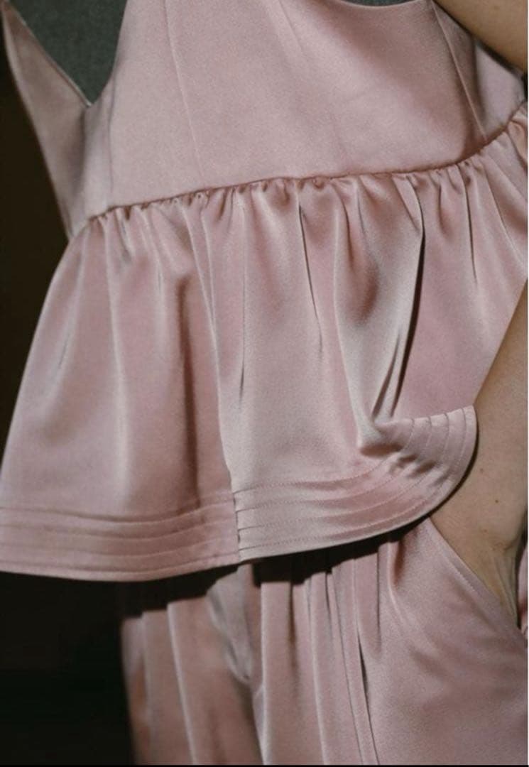 ピンク キャミソール フレアデザイン