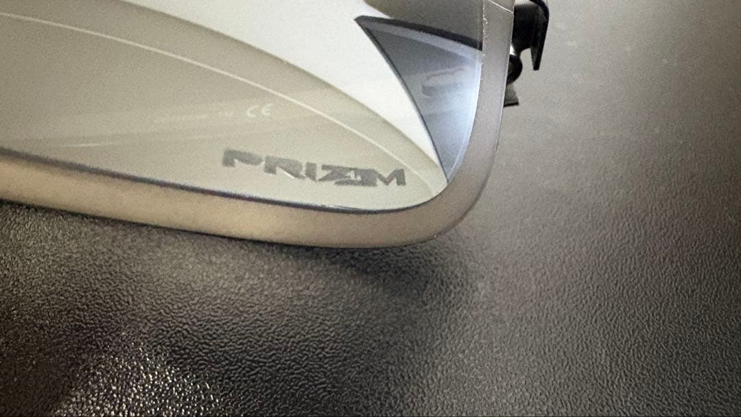 【Aki】OAKLEY HOLBROOK L サングラス