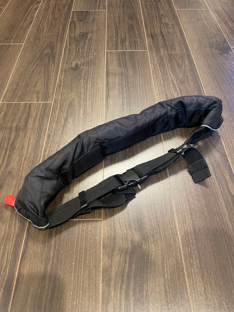 JACKALL ブラックライフジャケット