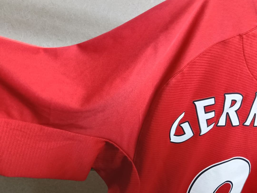 【正規品】リバプール 13-14 ユニフォーム ジェラード♯8／WARRIOR製