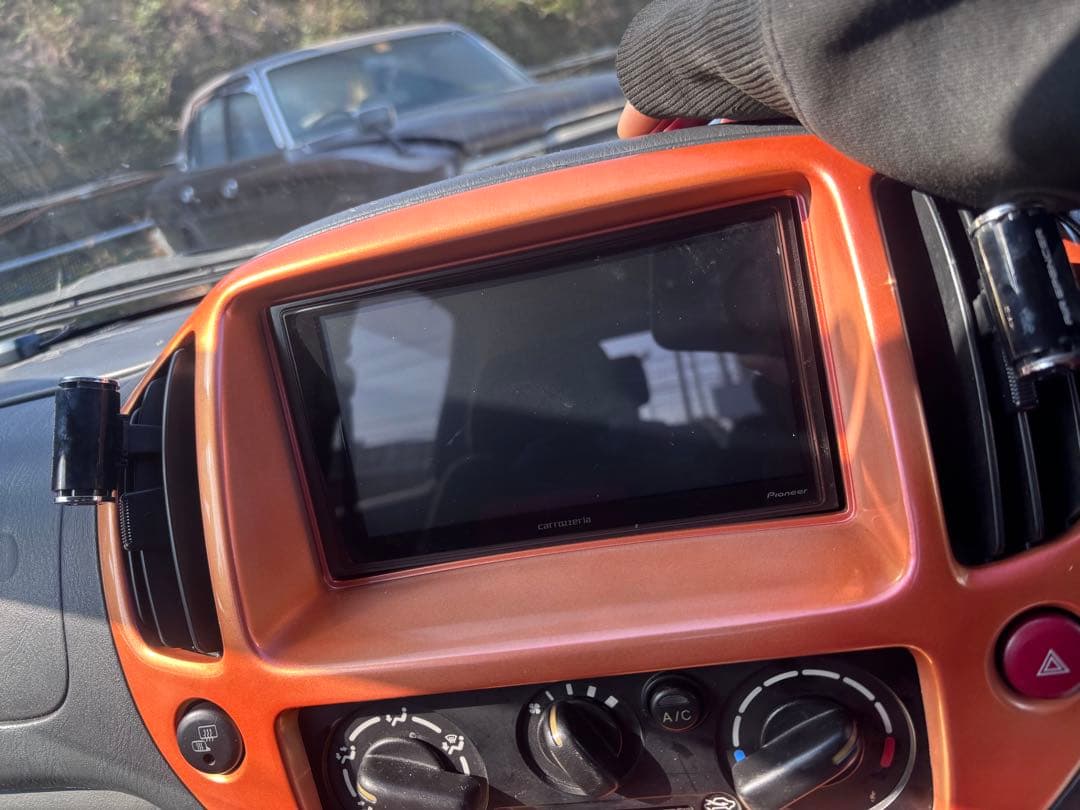 Pioneer 6.8インチ　DMH-SZ700