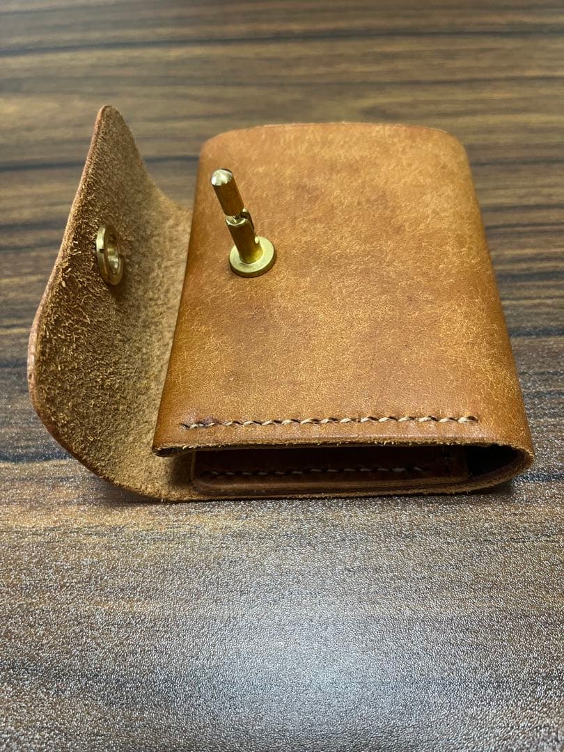 旅するネコ　コンパクト革財布【ヴィアッジオ】