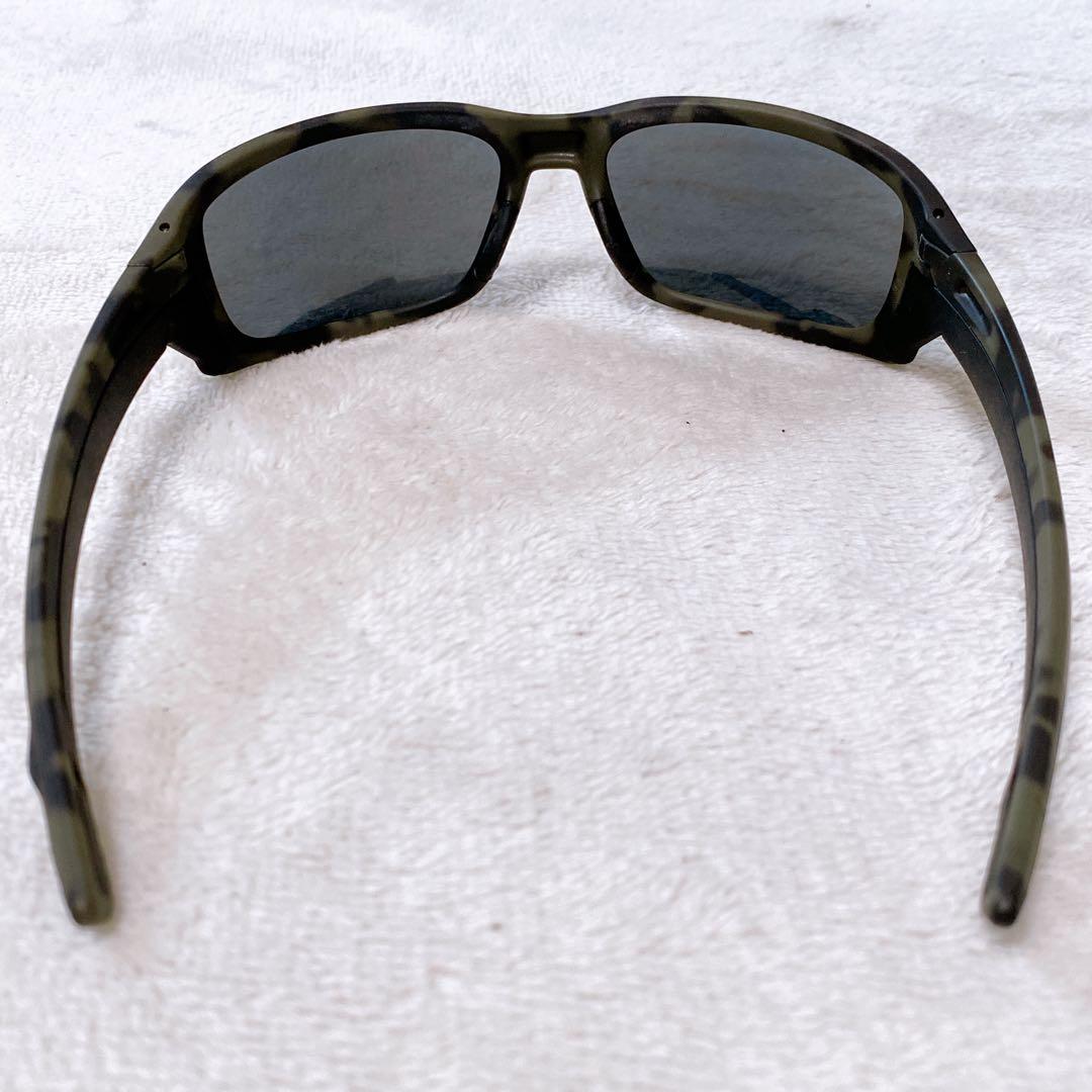 美品　オークリー　ストレートリンク　偏光サングラス　ブラック　黒　迷彩　ケース付