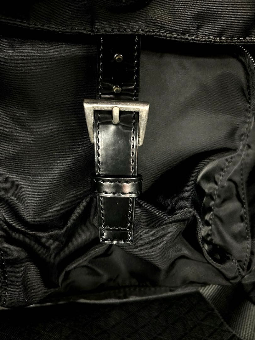 PRADA ブラックナイロンショルダーバッグ【美品】