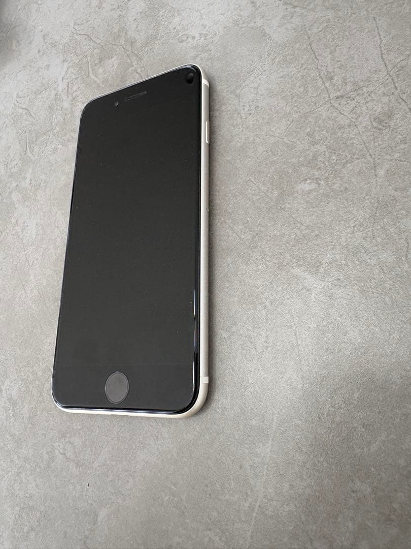 iPhone SE3 128GB SIMフリー スターライト　白　付属品付