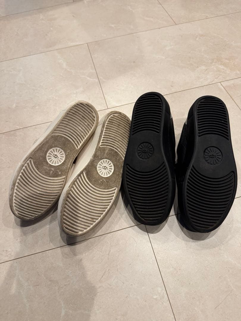 UGG スニーカー　2足セット　22.5cm