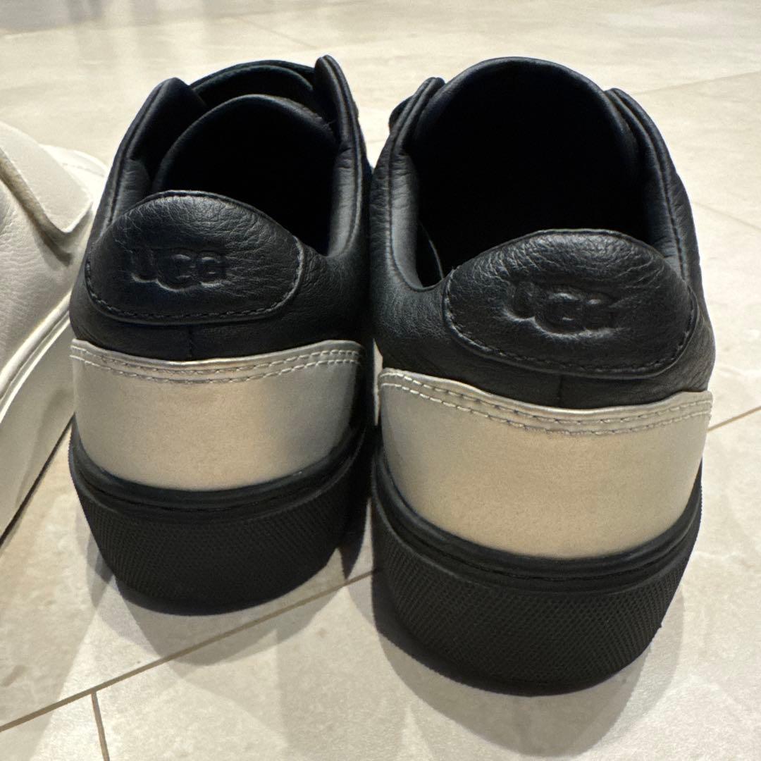 UGG スニーカー　2足セット　22.5cm