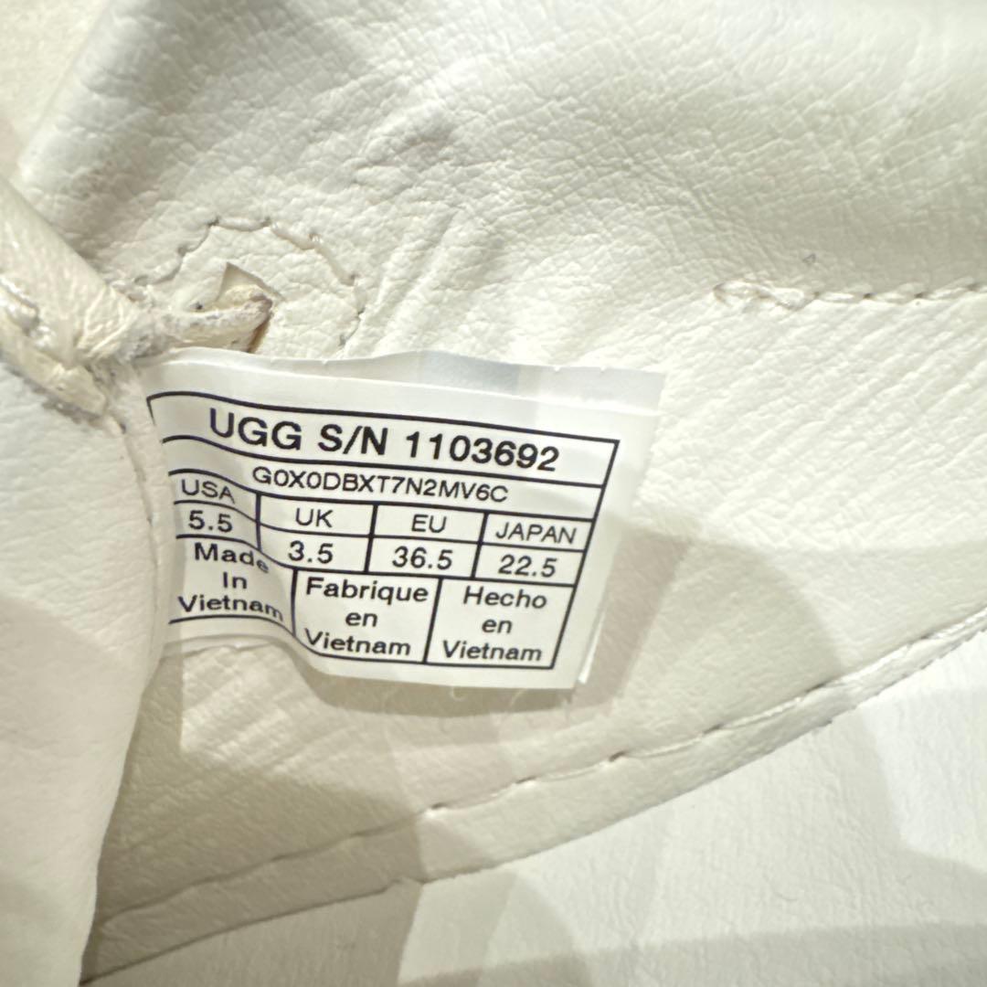 UGG スニーカー　2足セット　22.5cm