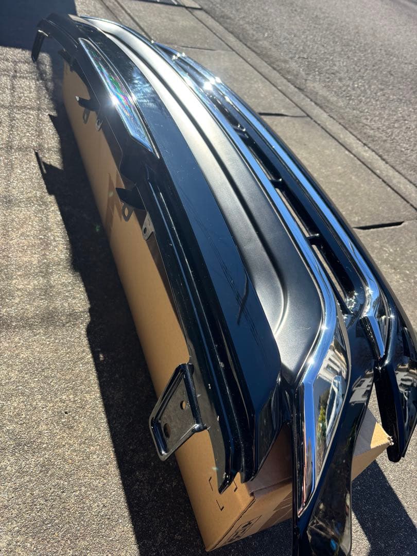 ヴェルファイア30系前期モデリスタフロントグリル✨