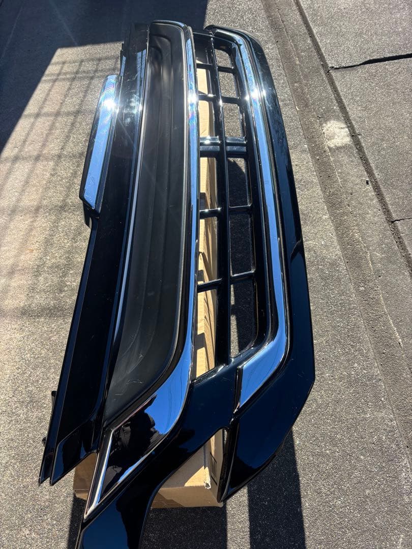 ヴェルファイア30系前期モデリスタフロントグリル✨