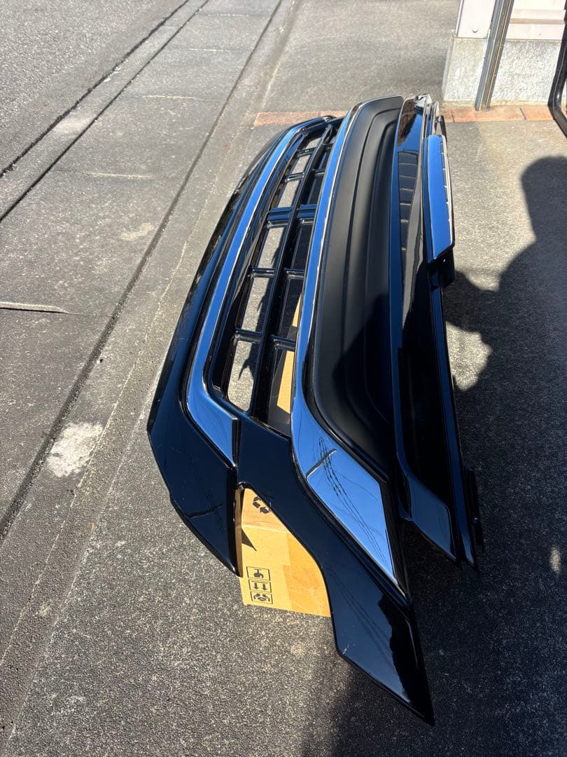 ヴェルファイア30系前期モデリスタフロントグリル✨