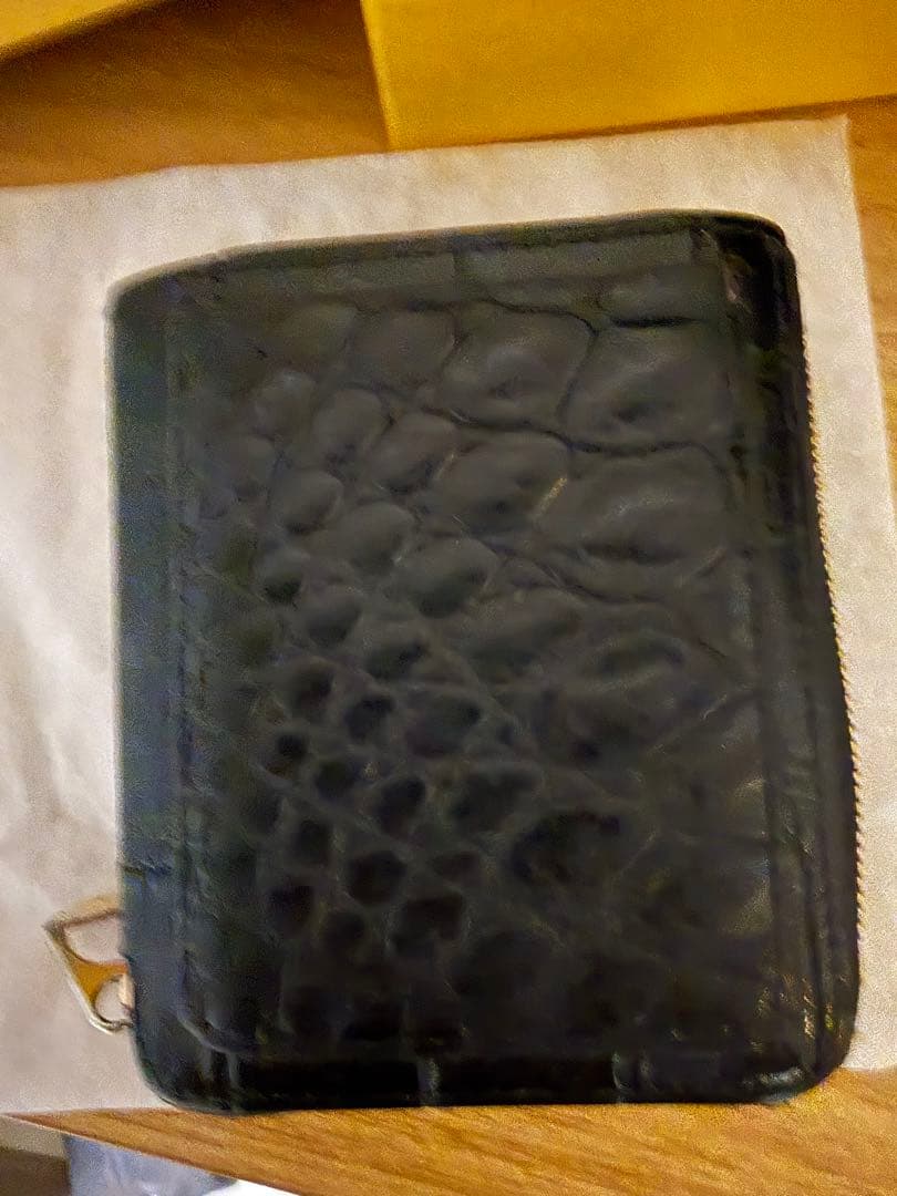 ITTI イッチ クロコ 折り財布 黒