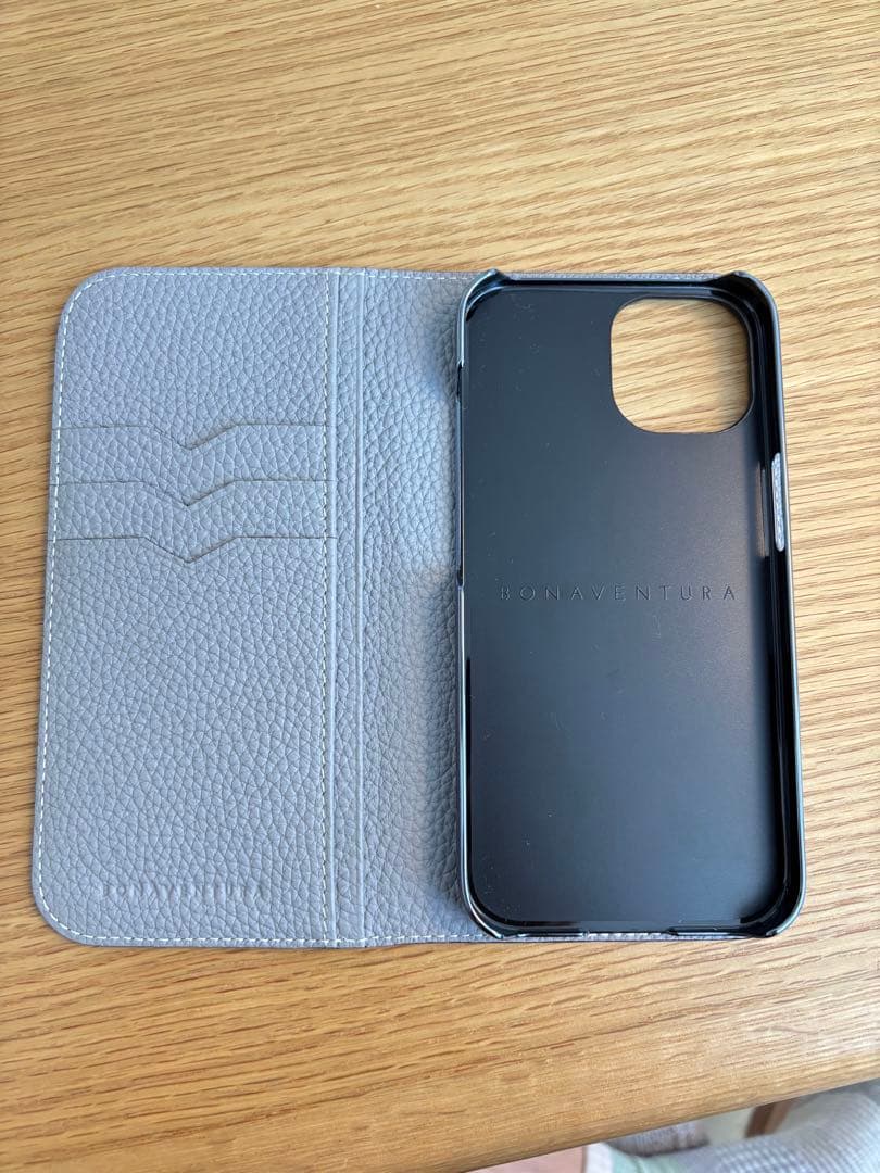 ボナベンチュラ　iPhone15 ダイアリーケース シュリンクレザー