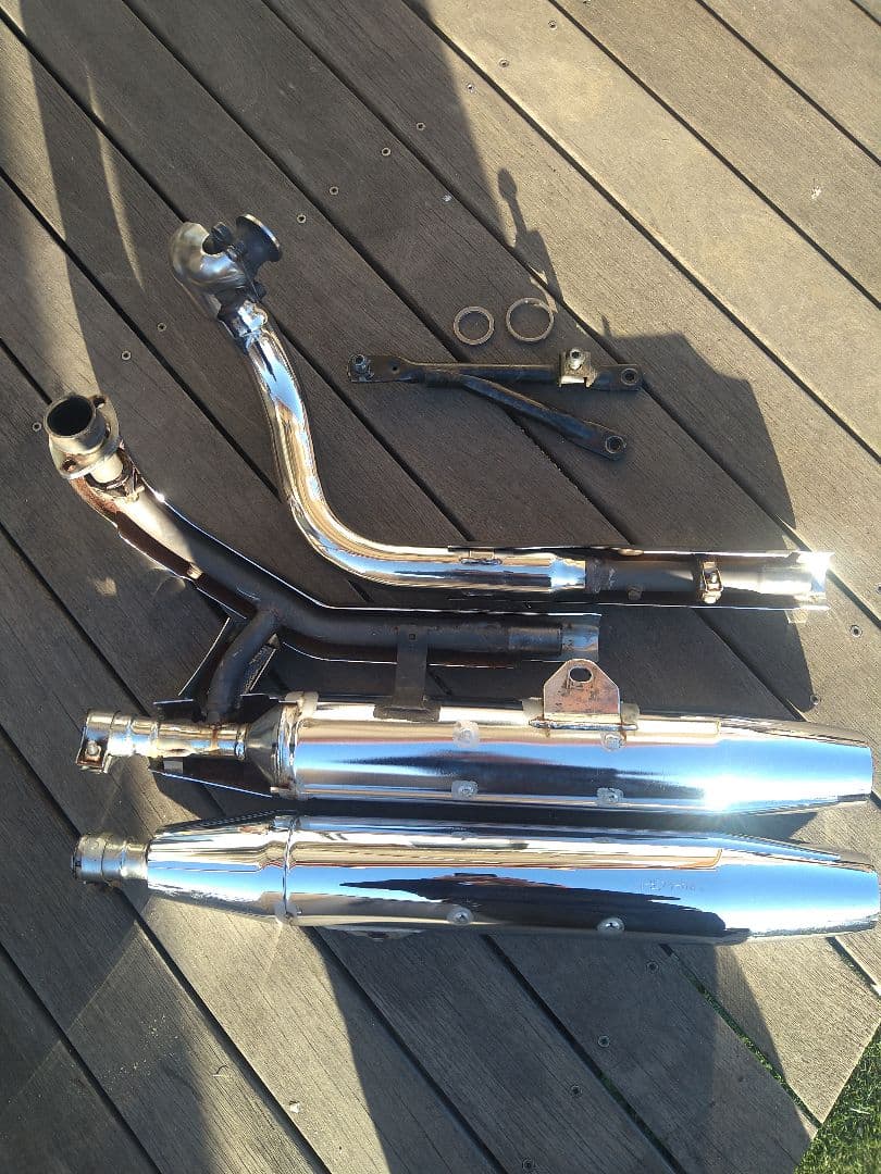 ドラッグスター４００クラシック純正マフラー