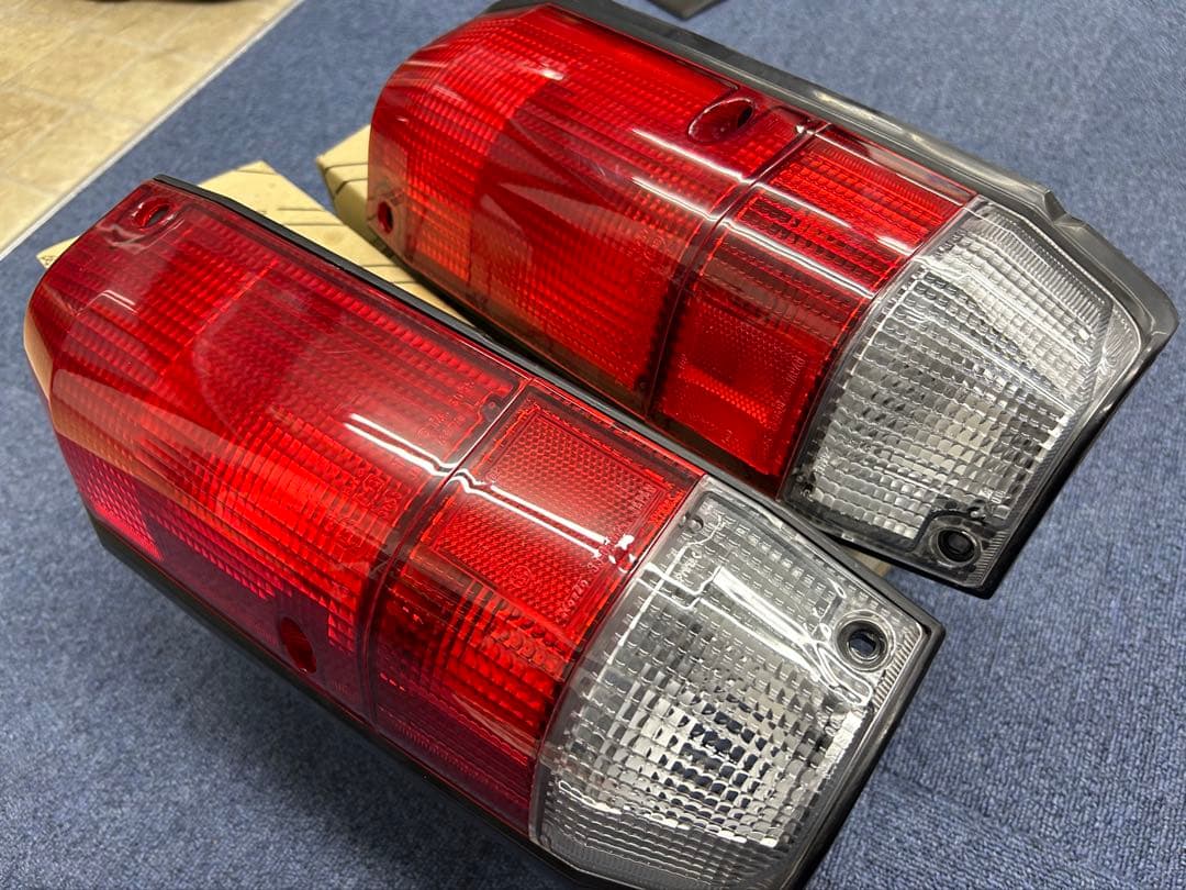 トヨタ製 ランクル70 テールランプ セット 再販 再再販