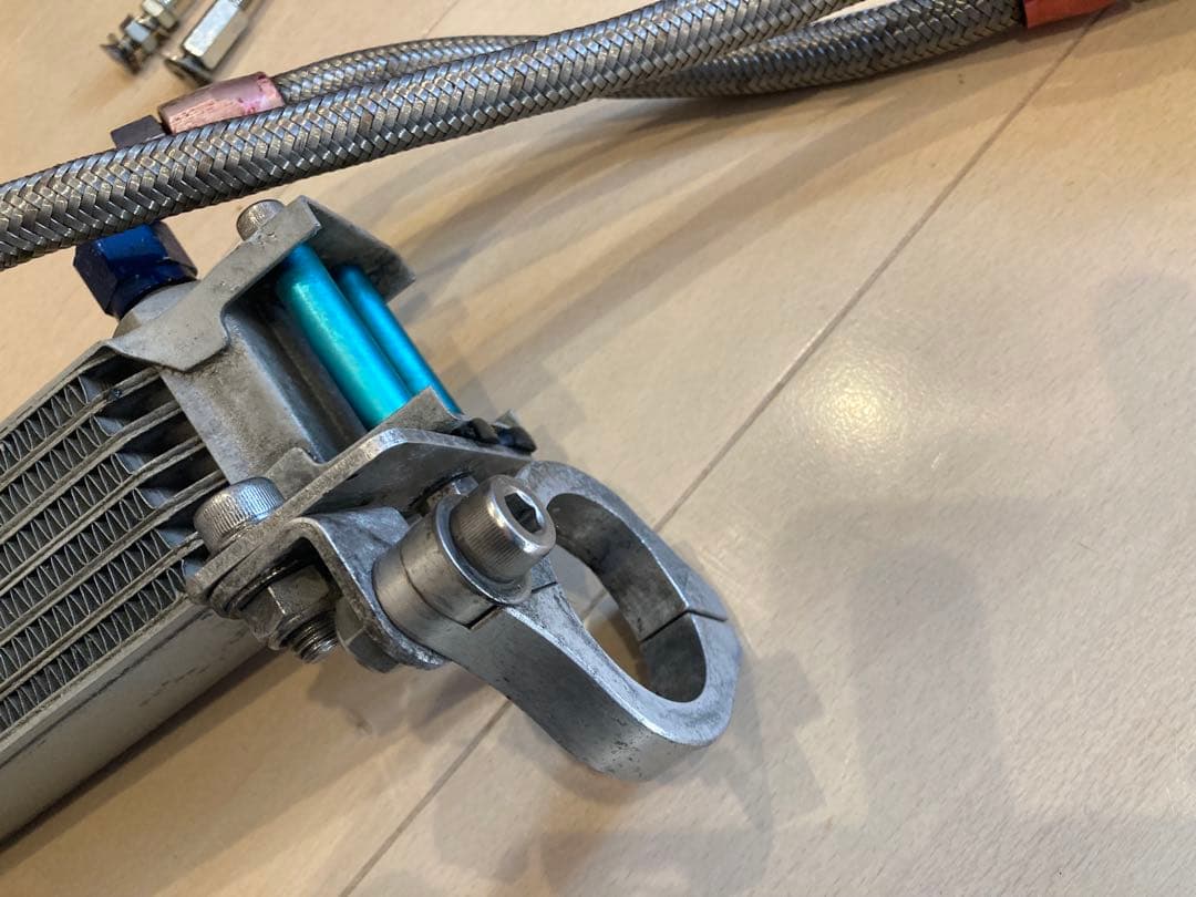 希少オイルクーラー tw200 tw225 セロー225