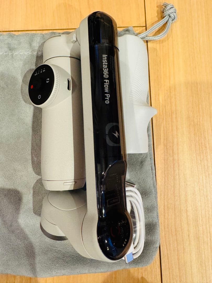 Insta360 Flow Pro 別売マグネットマウント付き