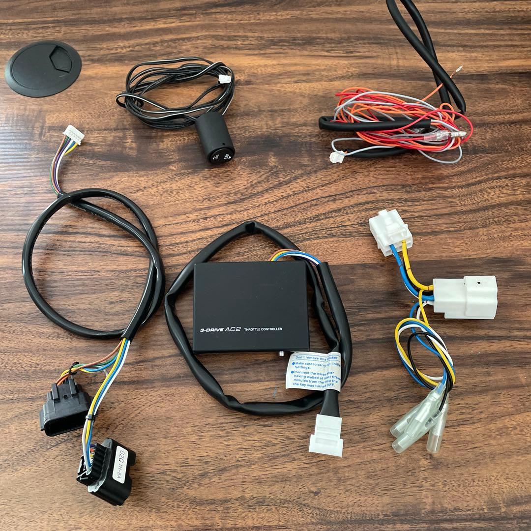 PIVOT 3-DRIVE AC2 日産用ハーネス付 スロコン クロコン