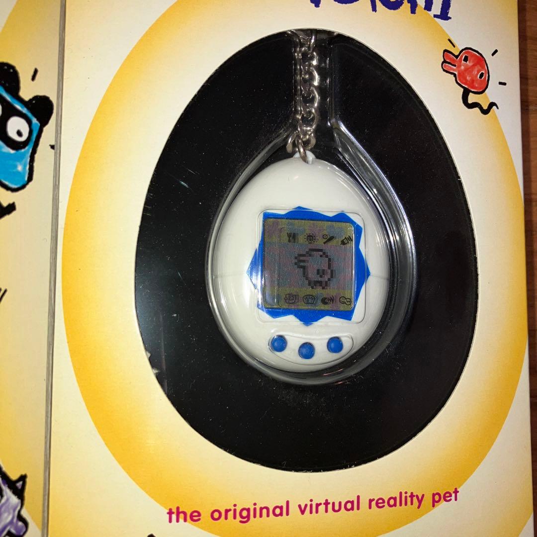 たまごっち　白　アメリカ版　新品未開封