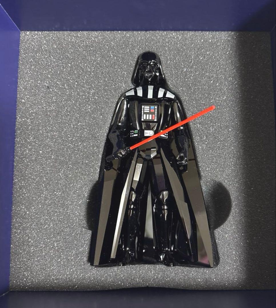 スワロフスキー　スターウォーズ　ダースベーダー