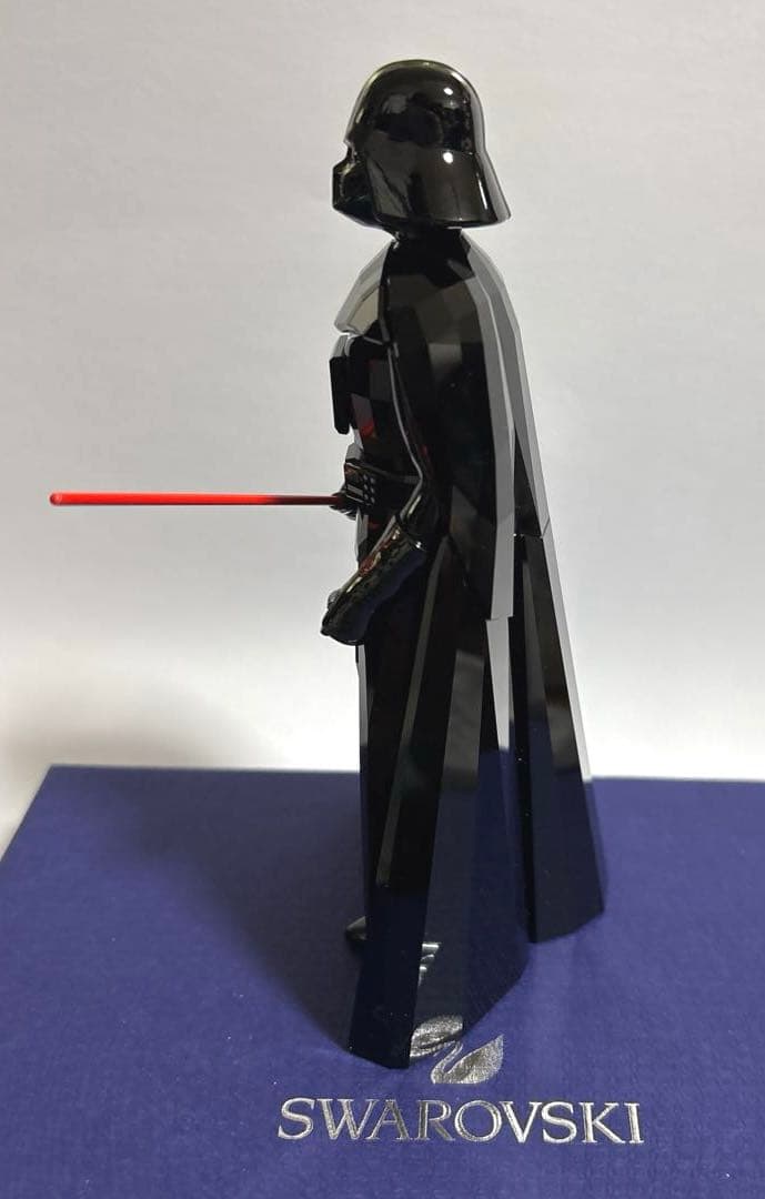スワロフスキー　スターウォーズ　ダースベーダー