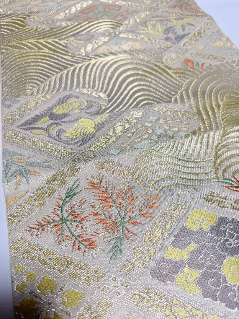高級 袋帯 正絹 六通柄 服部織物 シルバー ホワイト 唐織 訪問着 留袖
