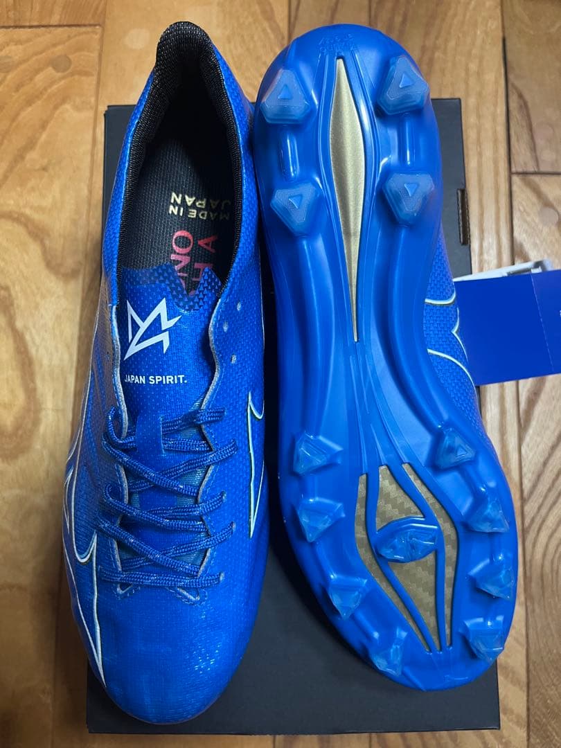 新品　超大特価　限定カラー　ミズノ　ミズノ アルファ JAPAN 24.5cm