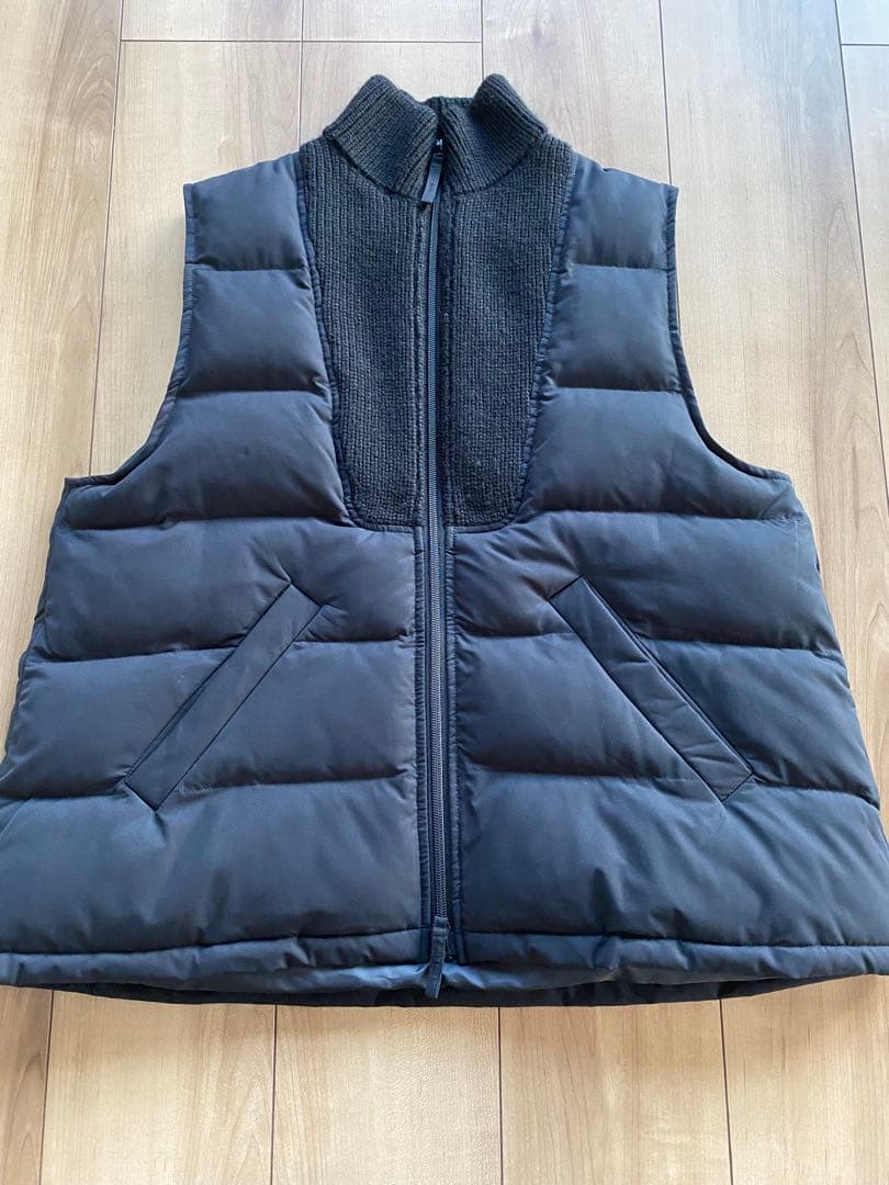 ナゴンスタンス　ベスト　トップス　ダウン　ジップ　コート　ブラック