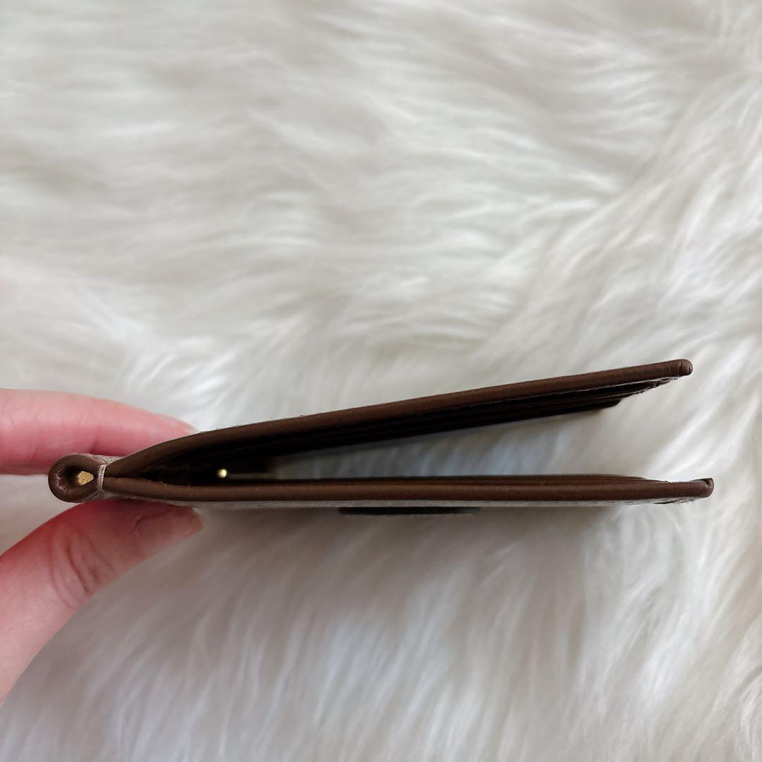 GUCCI 二つ折りマネークリップ