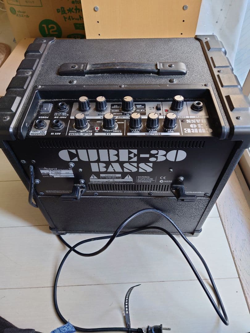 k*w様 【名機】Roland CUBE-30 BASS ベースアンプ 動作確認