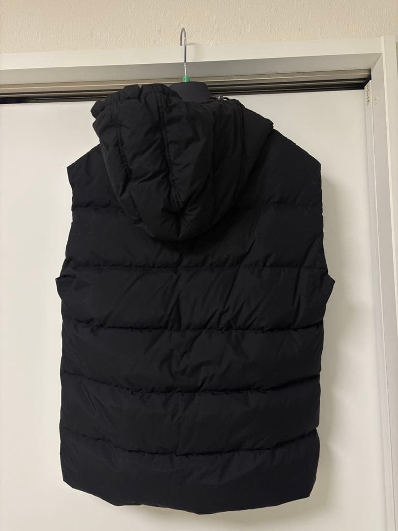 【メンズ　ダウンベスト】PYRENEX