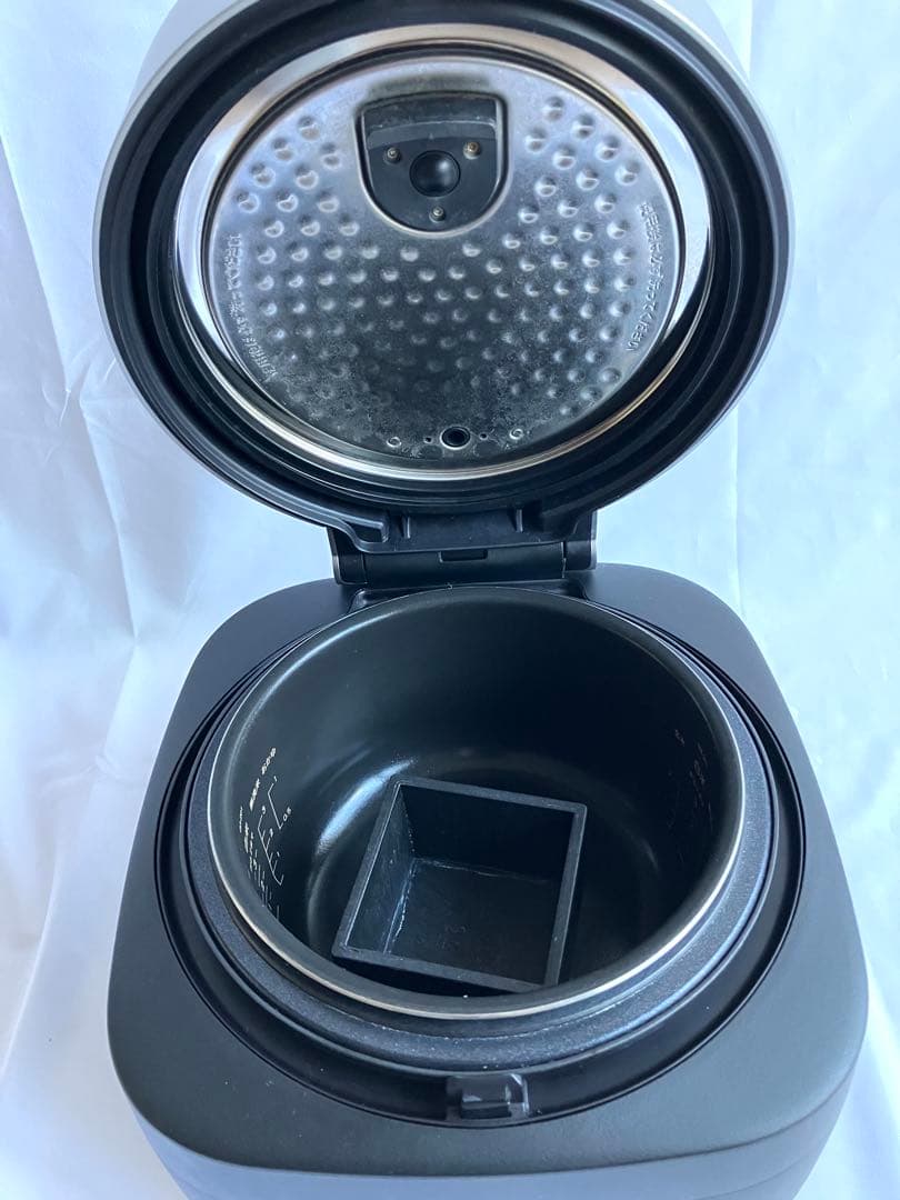 BALMUDA The Gohan K08A-BK 炊飯器