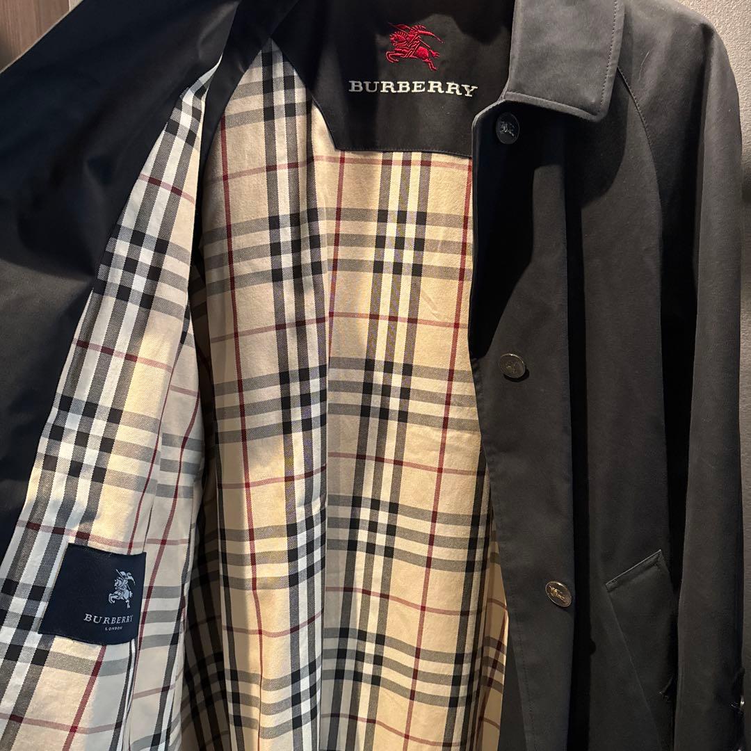 Burberry ユニセックストレンチコート