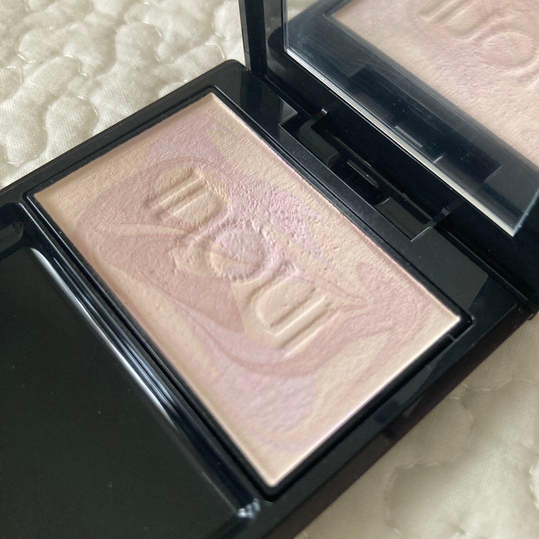 【美品】インウイ　プレストパウダー フェイスパウダー　本体