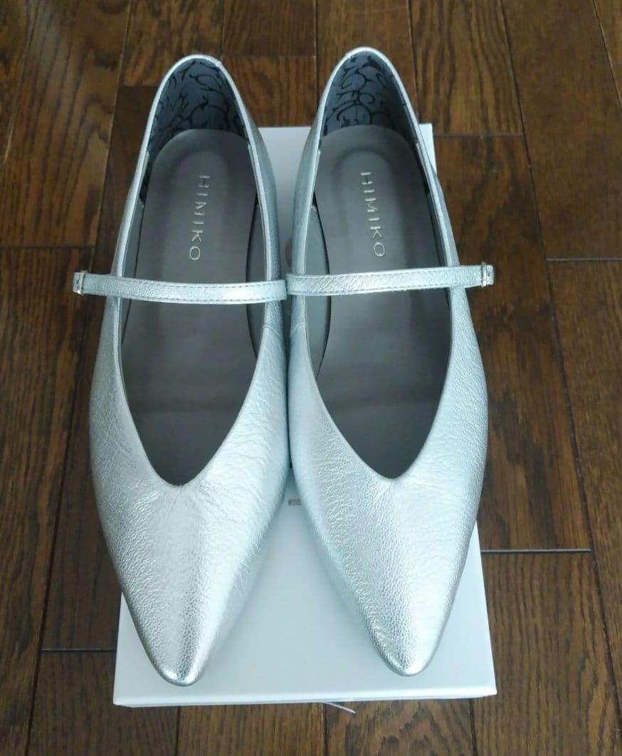 卑弥呼（ヒミコ）メリージェーンフラットパンプス シルバー 23.5㎝