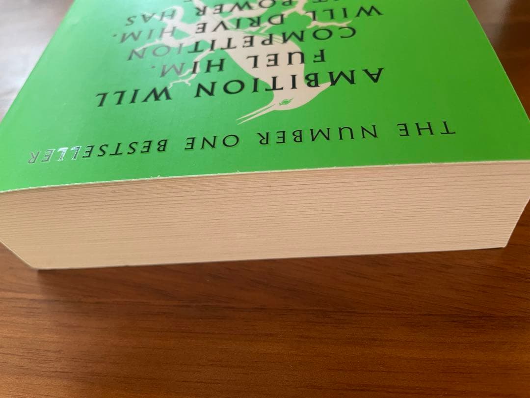 洋書 The Ballad of Songbirds and Snakes