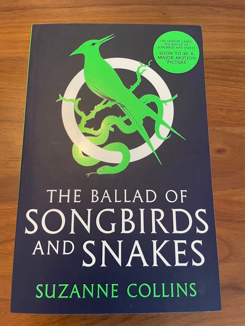 洋書 The Ballad of Songbirds and Snakes