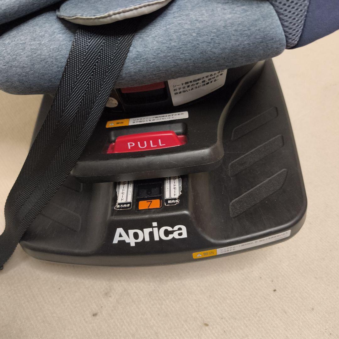 ライト前ヒット Aprica チャイルドシート クルリラ