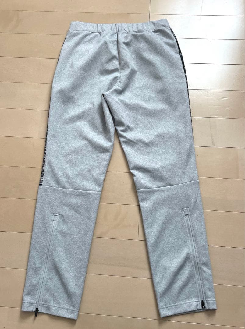 極美品！PUMAプーマ トレーニング ジャケット パンツ 上下セットフットサル